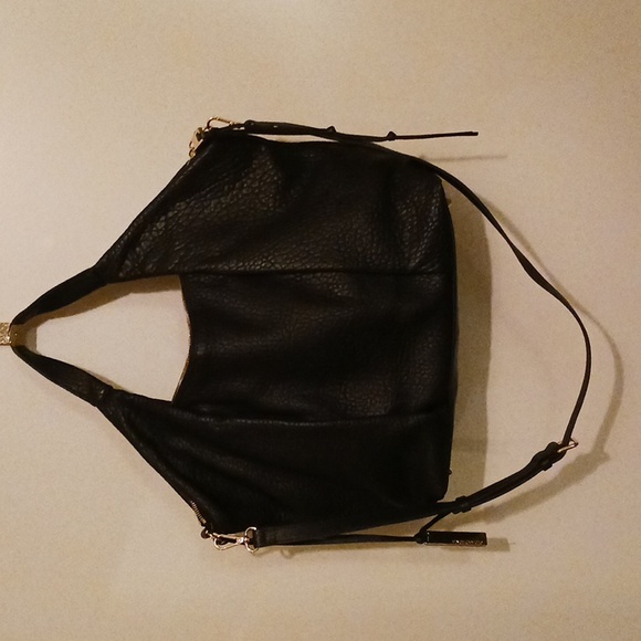 Vince Camuto Handbags - Vince Camuto Steph tote black leather